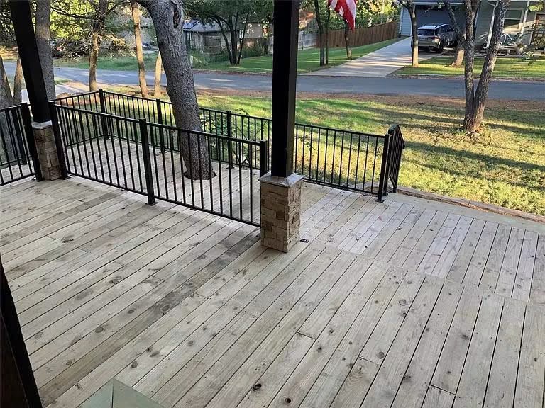 Deck build detail image 4